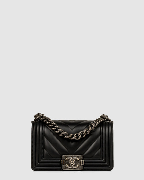 [CHANEL-샤넬]쉐브론 보이백 램스킨 스몰 A67085