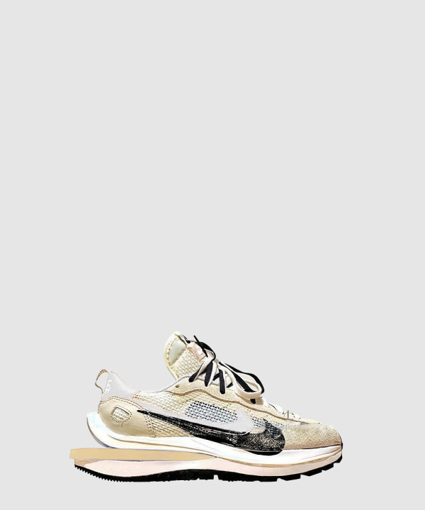 [NIKE-나이키]사카이 베이퍼와플 세서미 DCV363